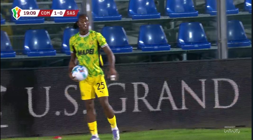 Partita di Coppa Italia, Como-Sassuolo, con sponsor US Grand Polo